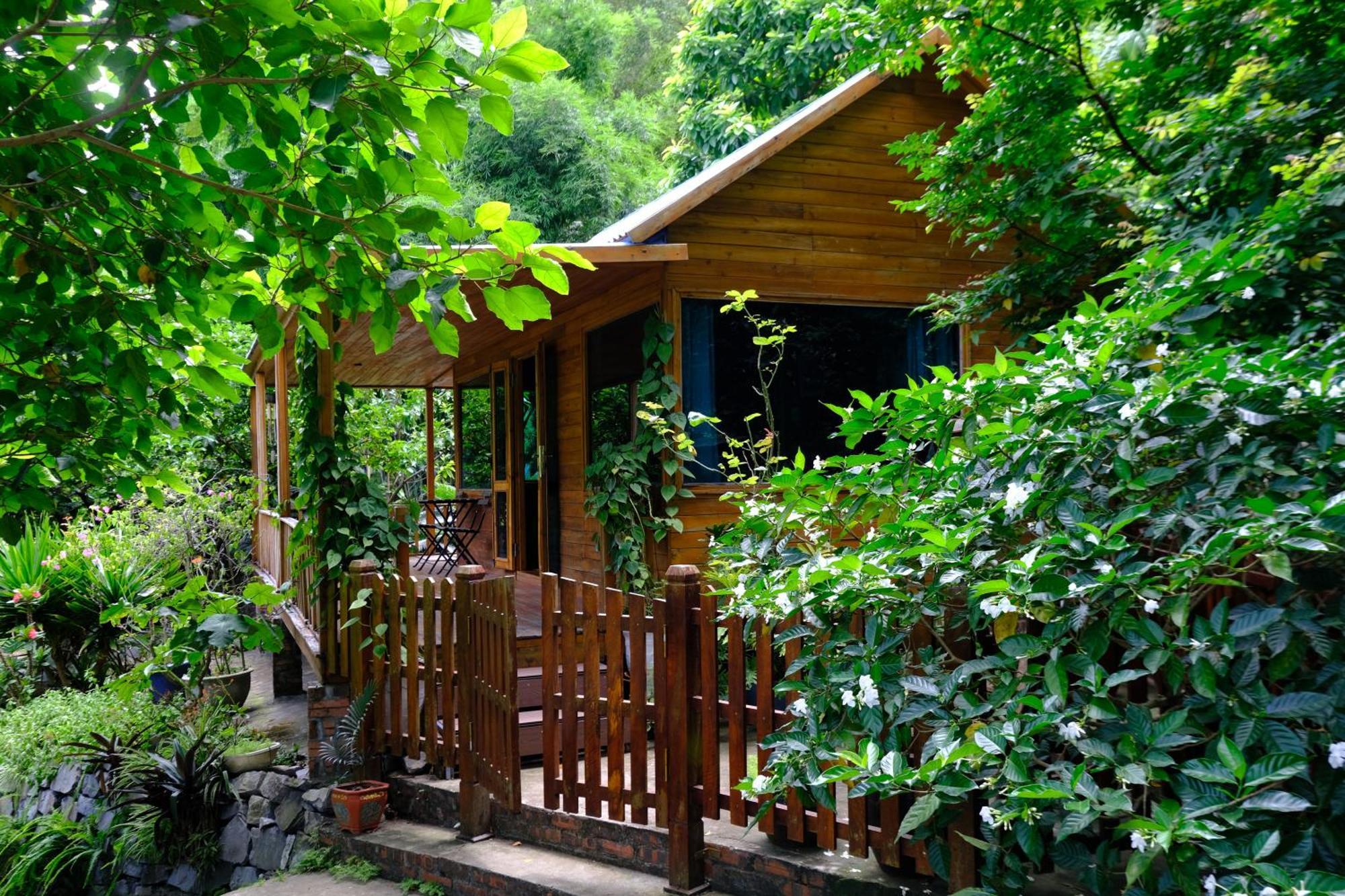 Blue Lagoon Cat Ba Dong Khe Sau Exterior foto